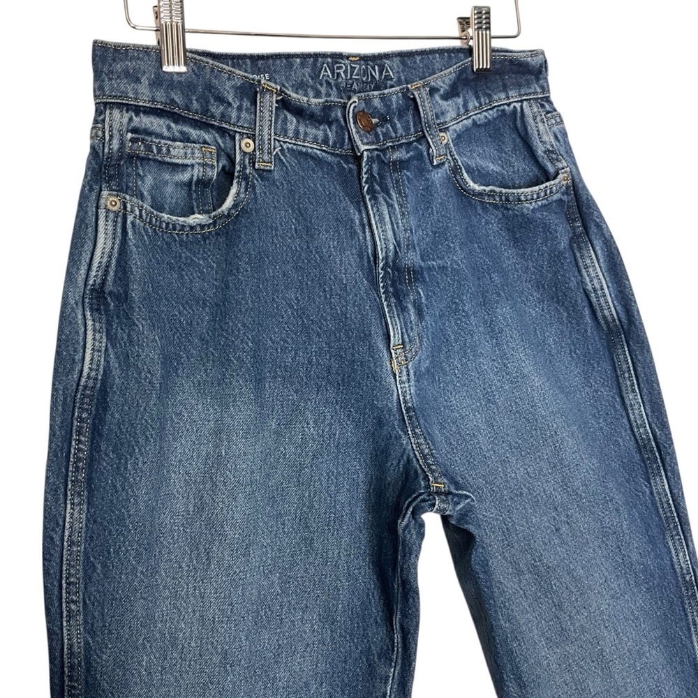 ARIZONA sz 7 Highest Rise Mom Jeans Straight Leg Medium Blue Wash - Picture 4 of 10